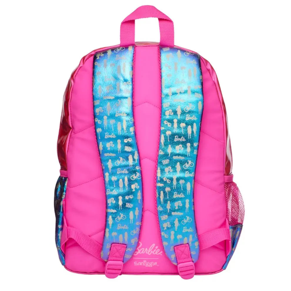 BarbiePlayAndGoClassicBackpack02_f49f1f4c-fa11-4b3c-8440-573bfe5dc7aa.webp