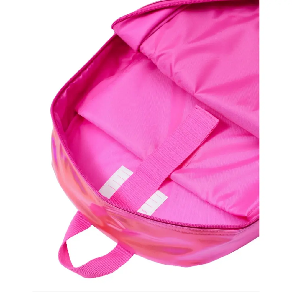 BarbiePlayAndGoClassicBackpack03_8e5a840e-83c3-465a-a5fe-4bfe4f8d809e.webp