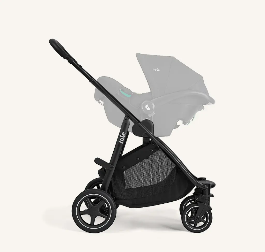 p10-joie-pushchair-versatrax-raven-profile-ghosted-car-seat.webp