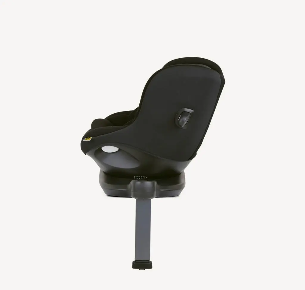 p04-joie-spinning-car-seat-ispin360-shale-hero-spin-left.webp