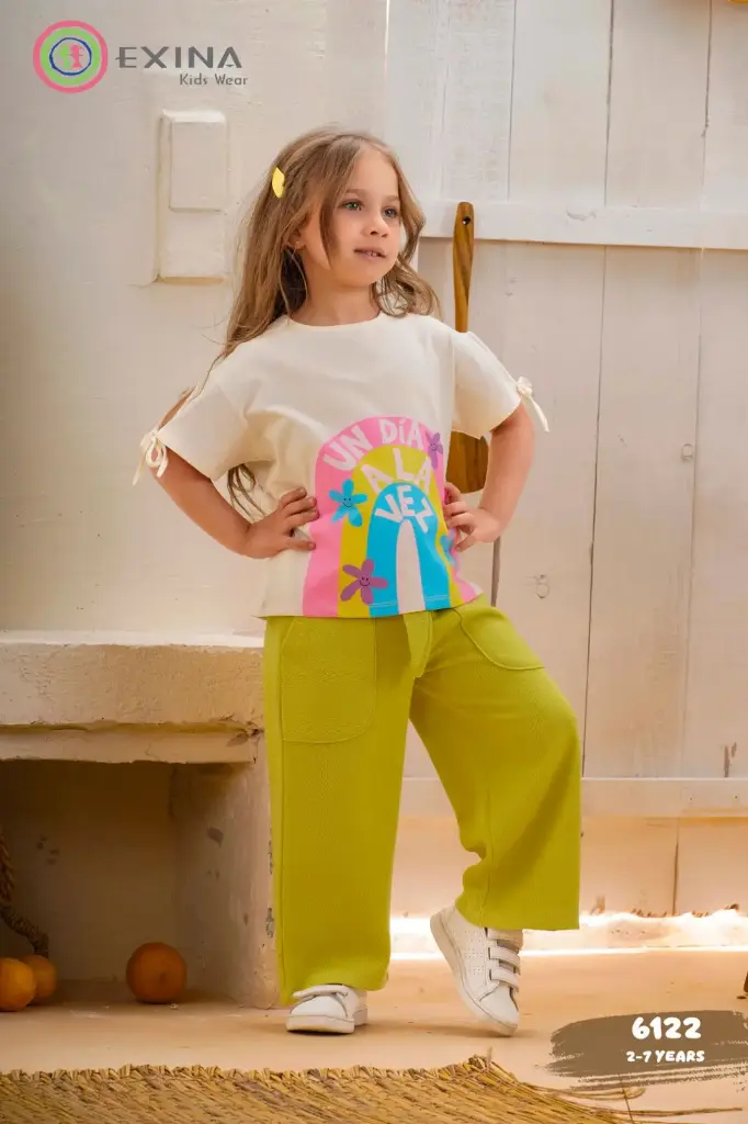 Girls' Tracksuit (Style: 6122)