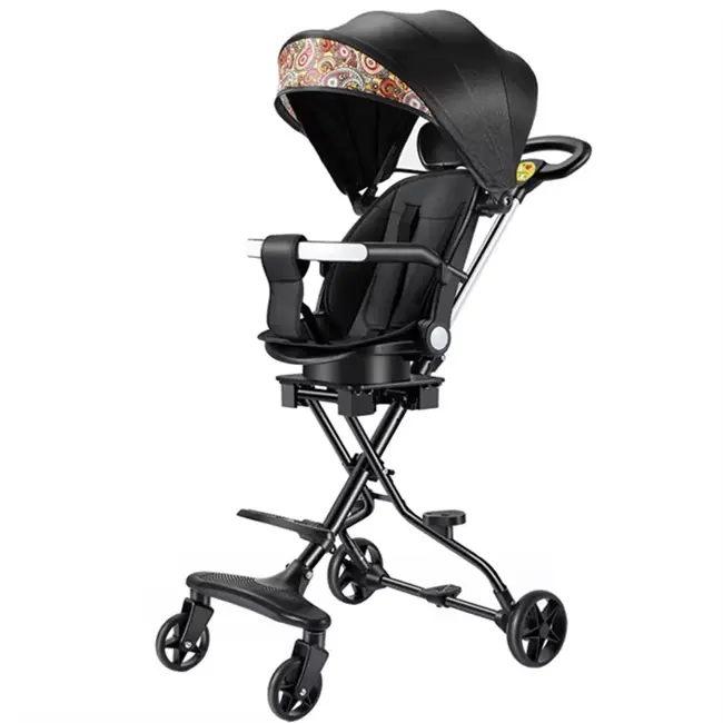 عربة أطفال خفيفة