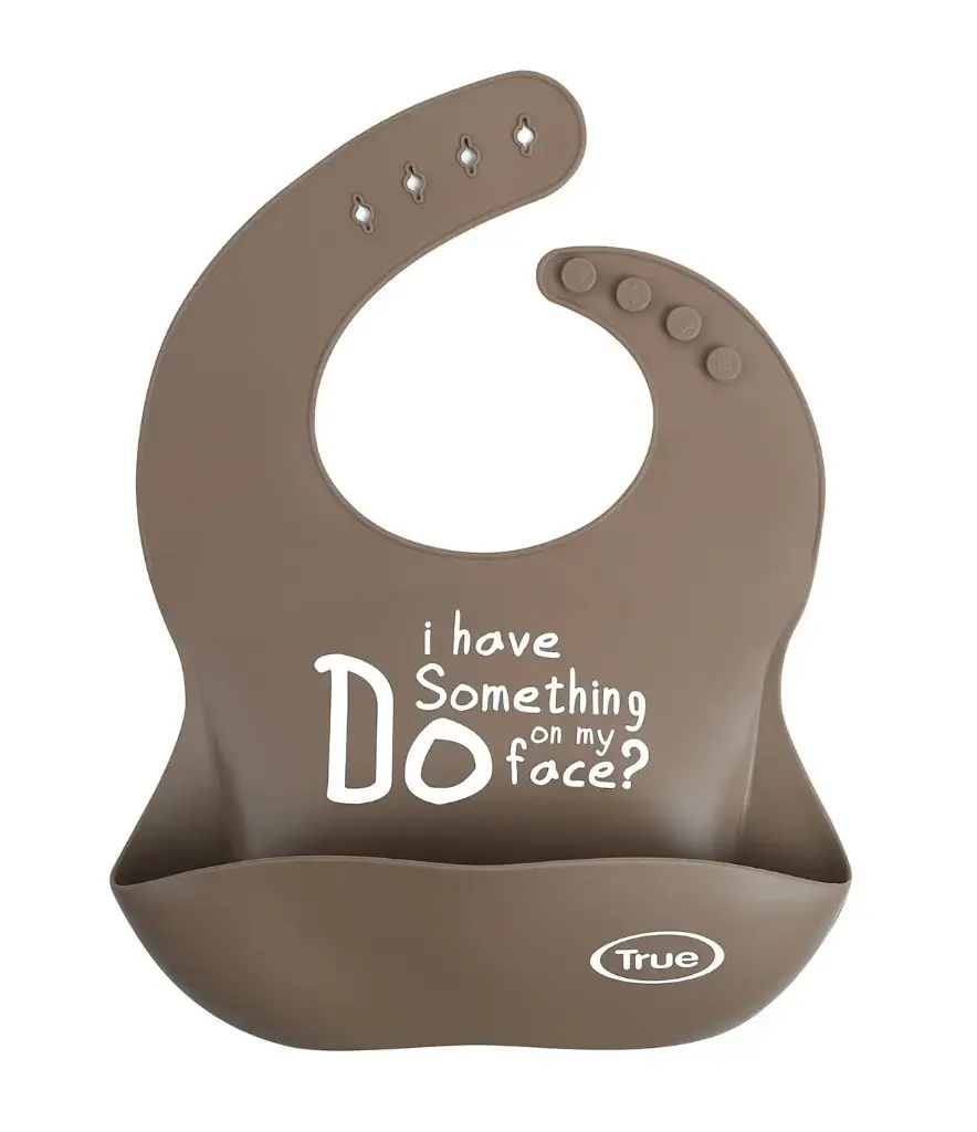 True Gold Silicon bib with pouch 4505