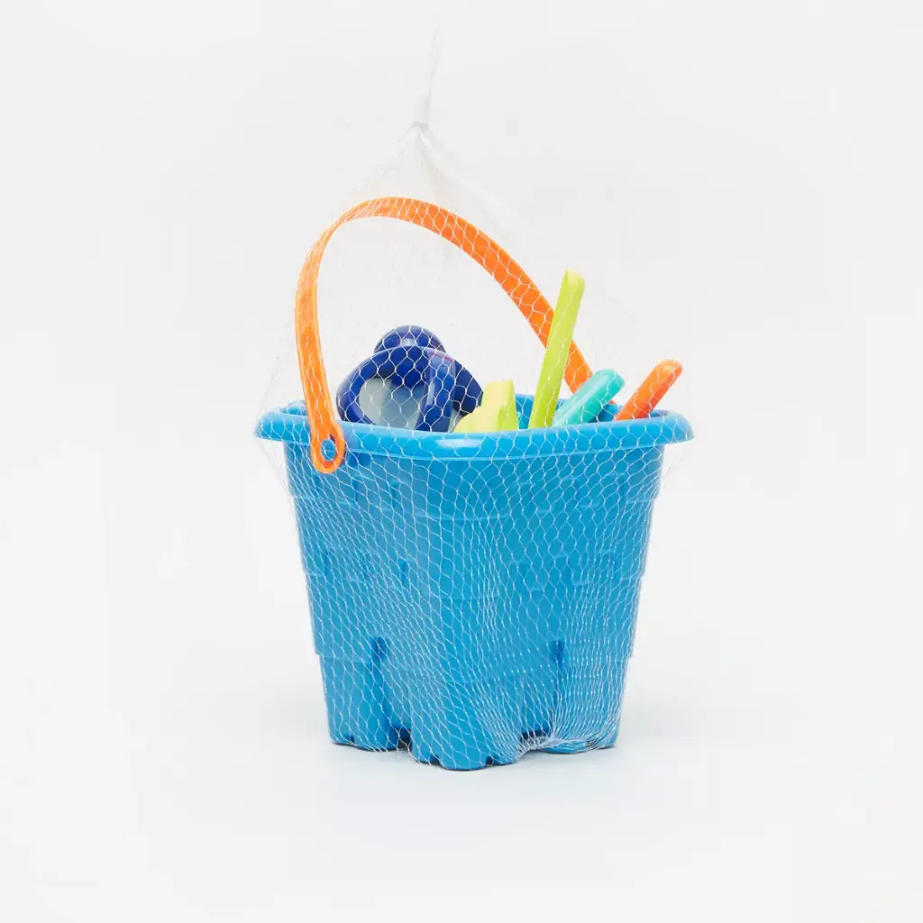Castle Beach Bucket