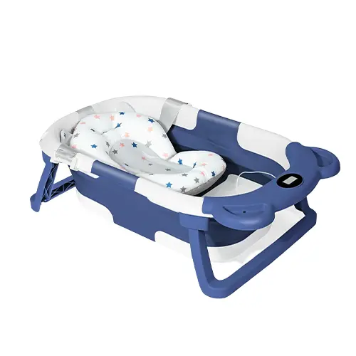 [11618] bathtub with pillow and shower sponge